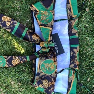 |SOLD| PRETTY LITTLE THING Green Cowl Neck Top